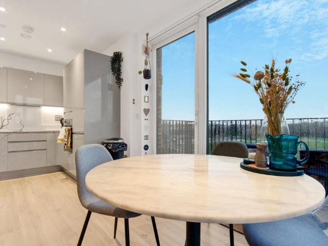 Flat for sale in London Borough of Bromley, Greater London