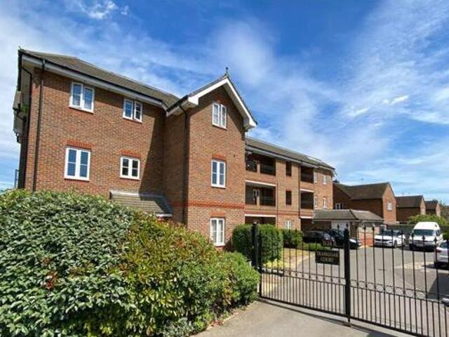 House for sale in Blackhills, Surrey