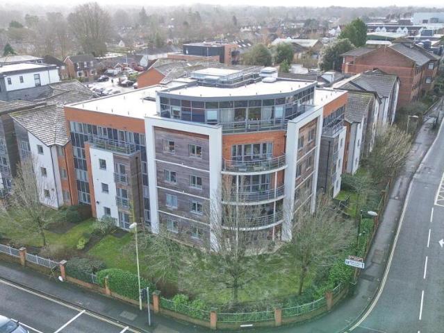 Flat for rent in Fleet, Hart