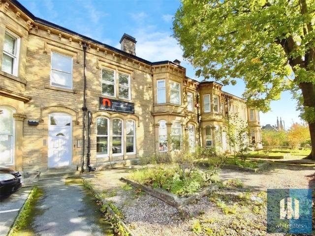 Flat for rent in Highfields, Huddersfield