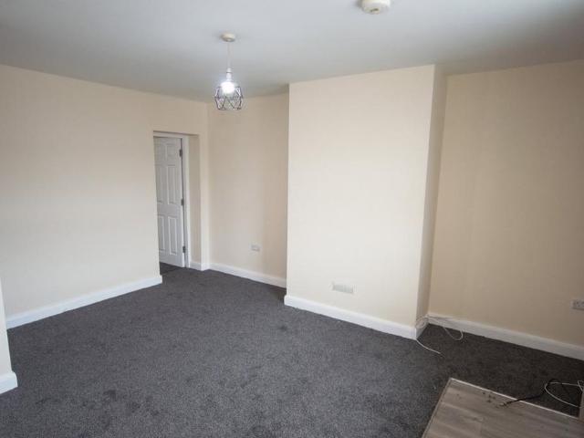 House for rent in Huddersfield, West Yorkshire