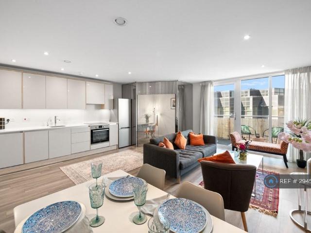 Flat for rent in Greater London