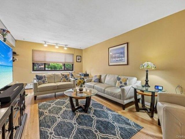 Condo for sale in Rockland, New York