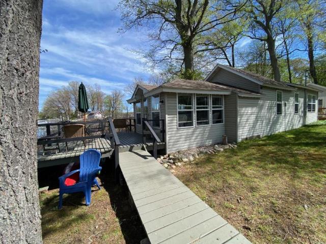 House for sale in Plainwell