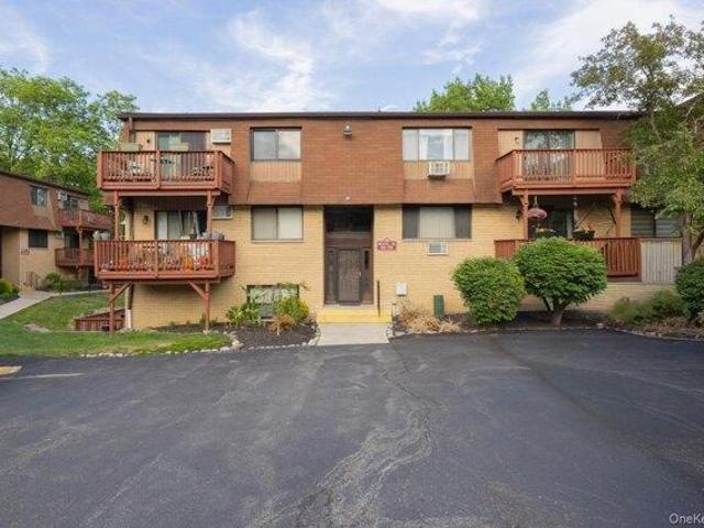Condo for sale in Rockland, New York