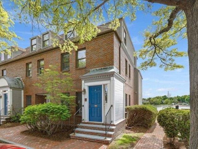 Condo for sale in New Hampshire