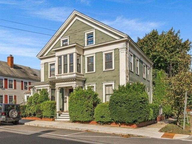 Condo for sale in West End, Portsmouth