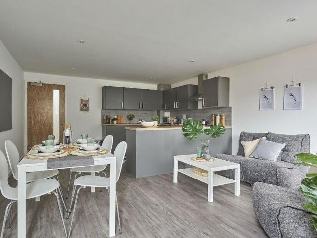Room for rent in Watergate, Devon