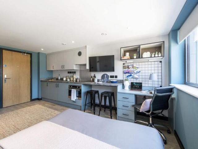 Apartment for rent in Five Acres, Hertfordshire