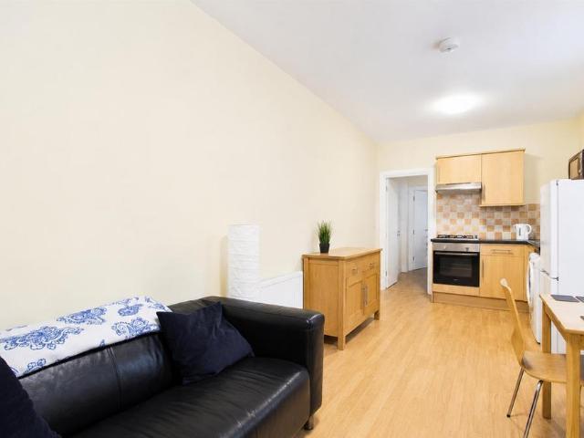 Apartment for rent in Plasnewydd, Cardiff