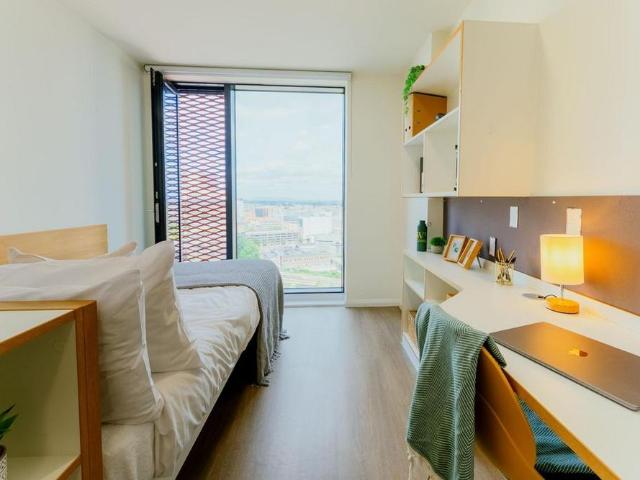 Apartment for rent in Canal Quarter, Cardiff