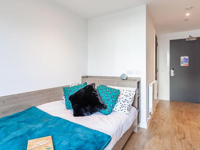 Apartment for rent in Westminster, Victoria