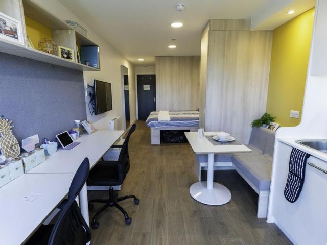 Studio for rent in Guildford Park, Westborough