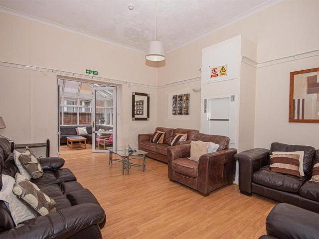 House for rent in Sydenham, Green Close