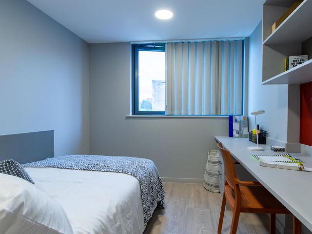 Flat for rent in St George's Quarter / Cultural Quarter, Calderstones