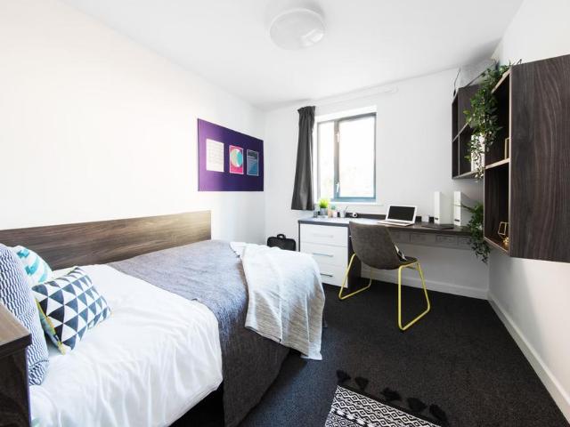 Flat for rent in Islington, Calderstones