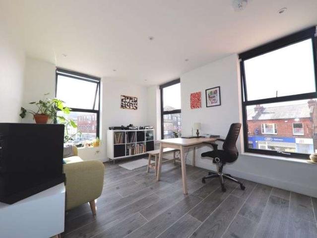 Property for rent in Batchworth