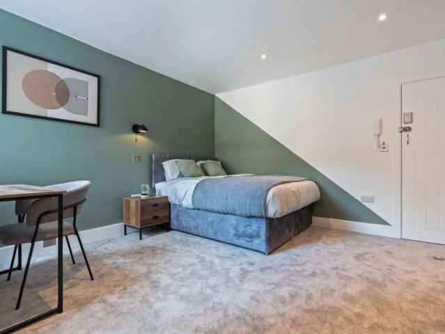 Property for rent in Gun Hill, Warwickshire