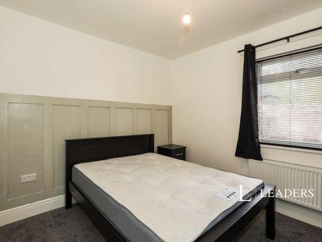 Property for rent in Hammond Street