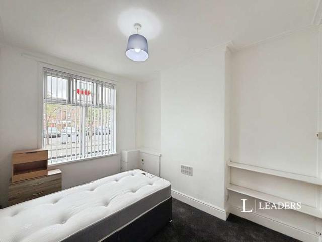 Property for rent in Hammond Street
