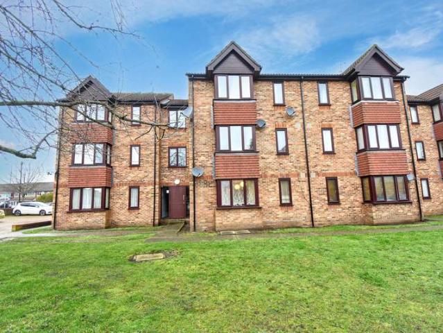 Property for sale in Slough