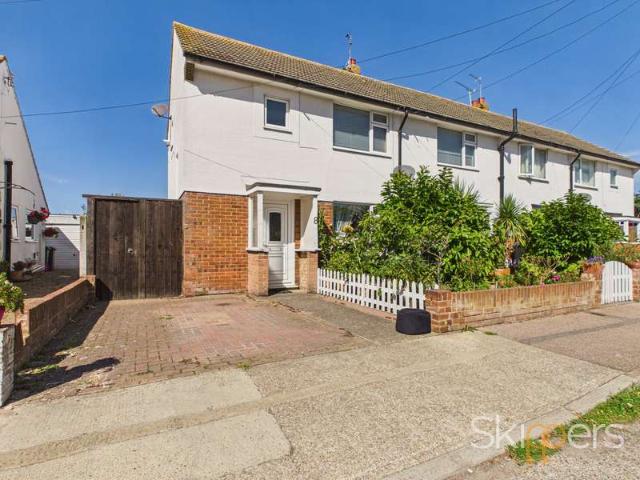 Property for sale in Chilton, Acol