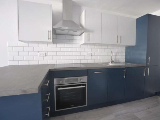 Property for rent in Hillview, Surrey