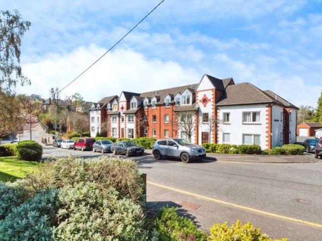 Property for sale in Orchard Park, Giffnock