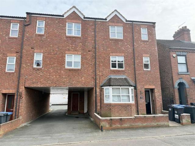Apartment for sale in Hillmorton Paddox, New Bilton