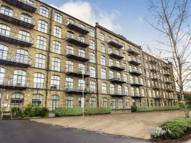 Property for rent in Linthwaite, Kirklees