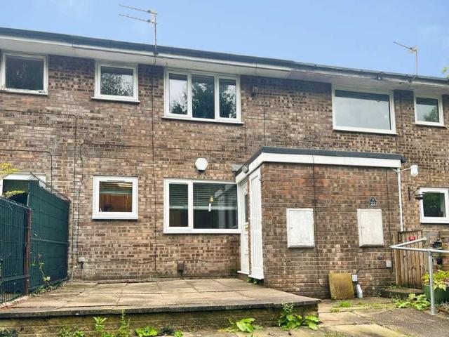 Property for sale in Dunscar, Bolton
