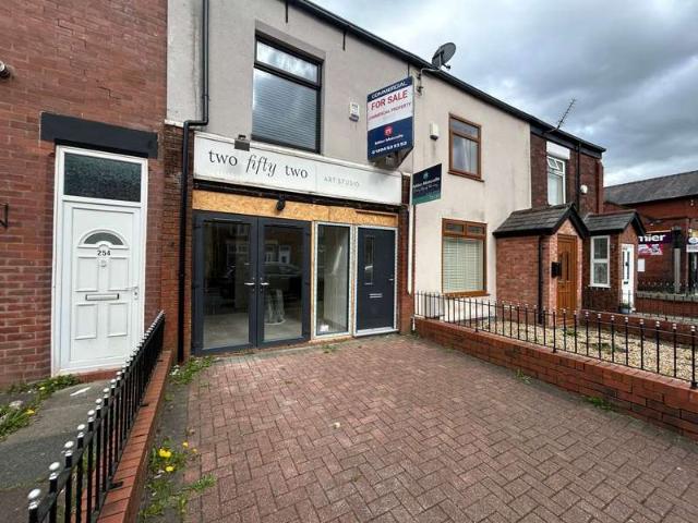 Property for rent in Lee Bank, Greater Manchester