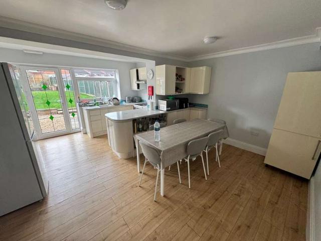 Property for rent in Poolfields, Butterton