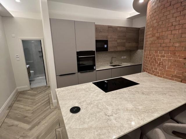 Apartment for rent in Ratcliffe, Greater London