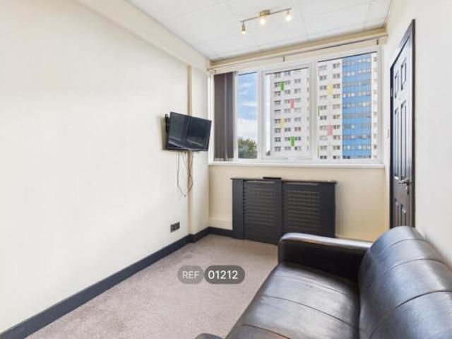 Property for rent in Anlaby with Anlaby Common, Anlaby