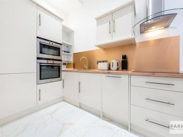 Property for rent in Cat Hill