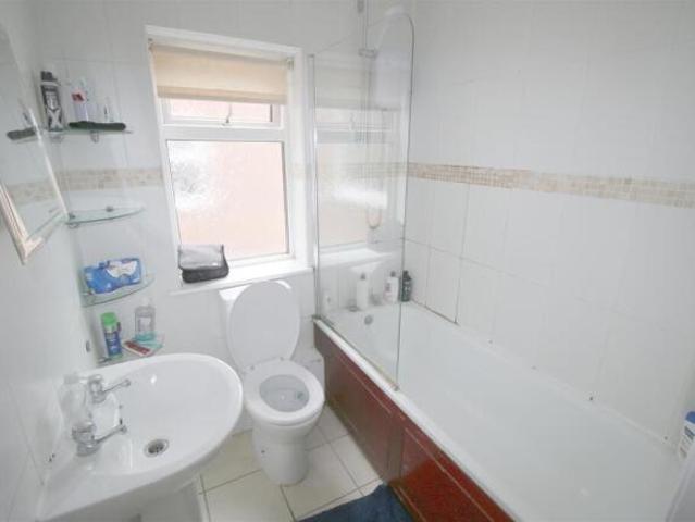 Property for rent in Hoole, Two Mills