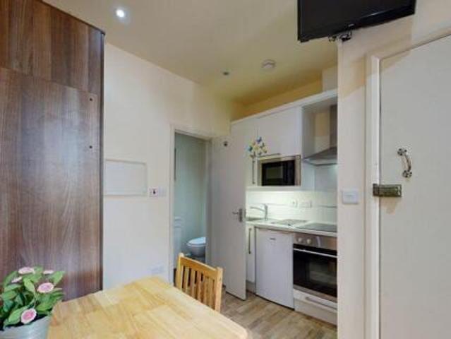 House for rent in Lyons, Greater London