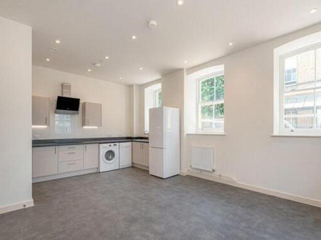 House for rent in Lyons, Greater London