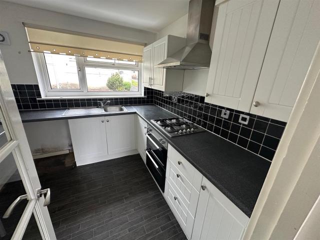 Apartment for rent in Brookfoot, Rastrick