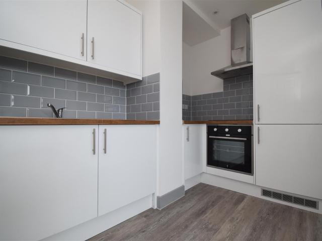 Apartment for rent in Eastmoor, West Yorkshire