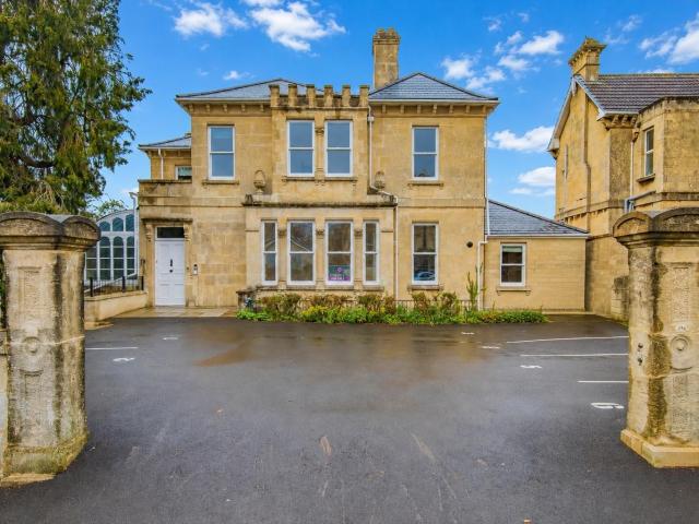 Apartment for rent in Dulcote, Bath And North East Somerset