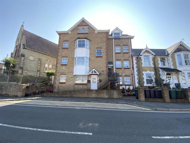 Apartment for rent in Luccombe, Shanklin