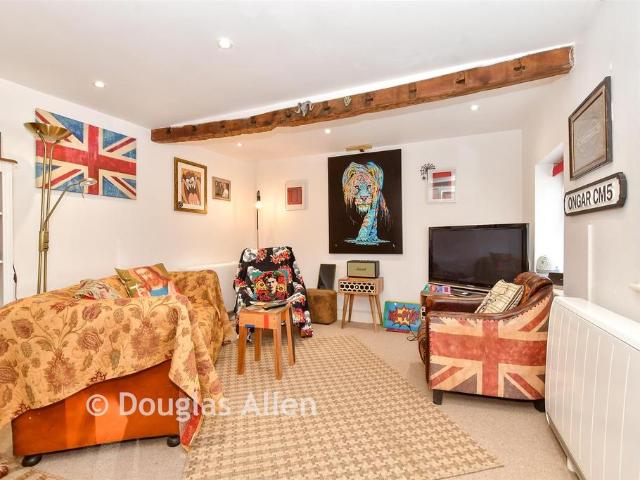 House for sale in Ongar, Epping