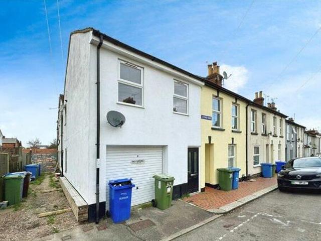 House for sale in Cargate, Aldershot