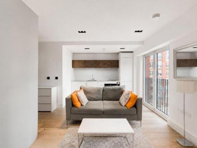 Property for sale in Cat Hill, England