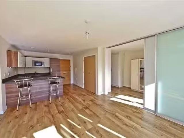 House for sale in Yiewsley