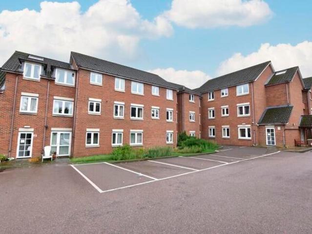 Property for sale in South Lane, West Yorkshire
