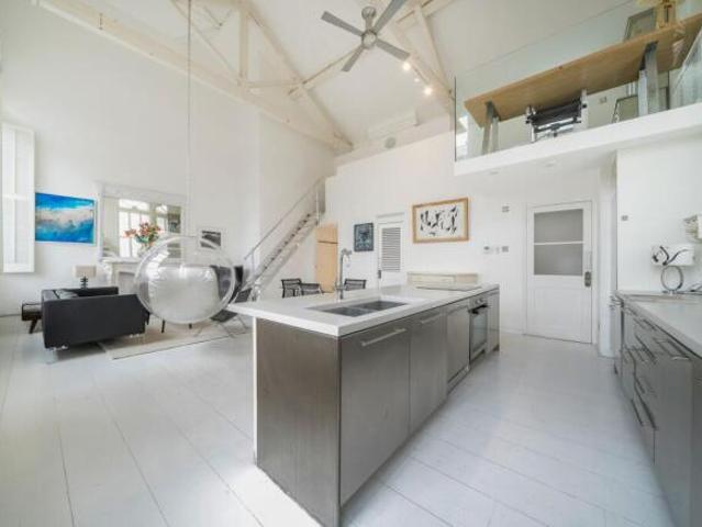 Property for sale in Cat Hill, England