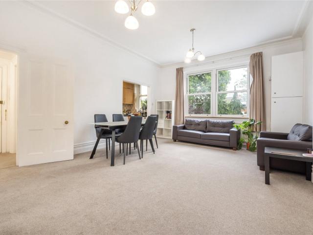 Apartment for rent in South Hampstead, Greater London